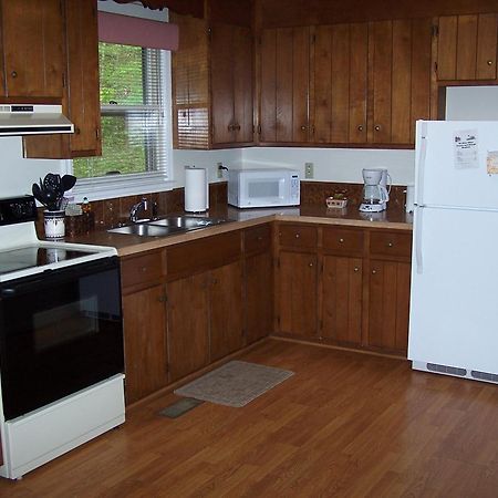 Cabin Creekwood Lyndhurst Екстериор снимка
